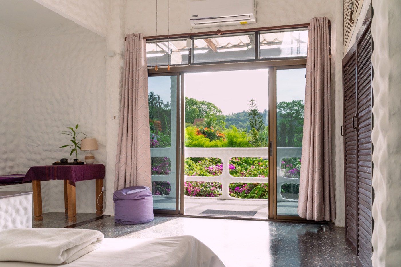 Sunset Room