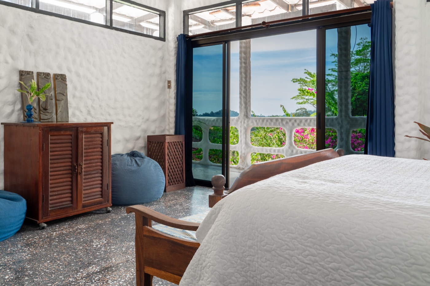 Breeze Room